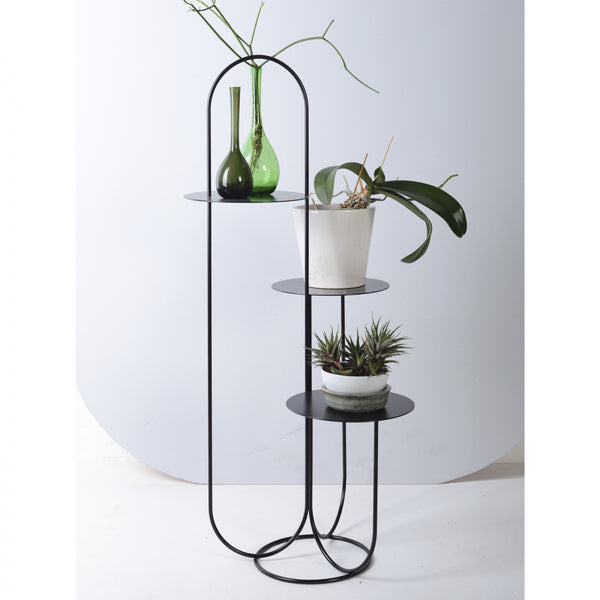 Trumpet table