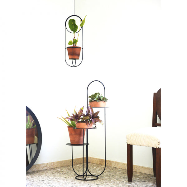 Trumpet table