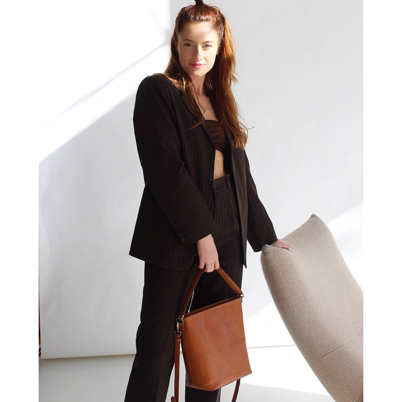 Bobbi Bucket bag maxi - cognac