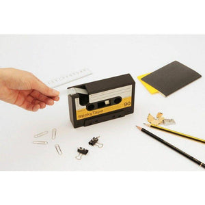 Cassette tape dispenser