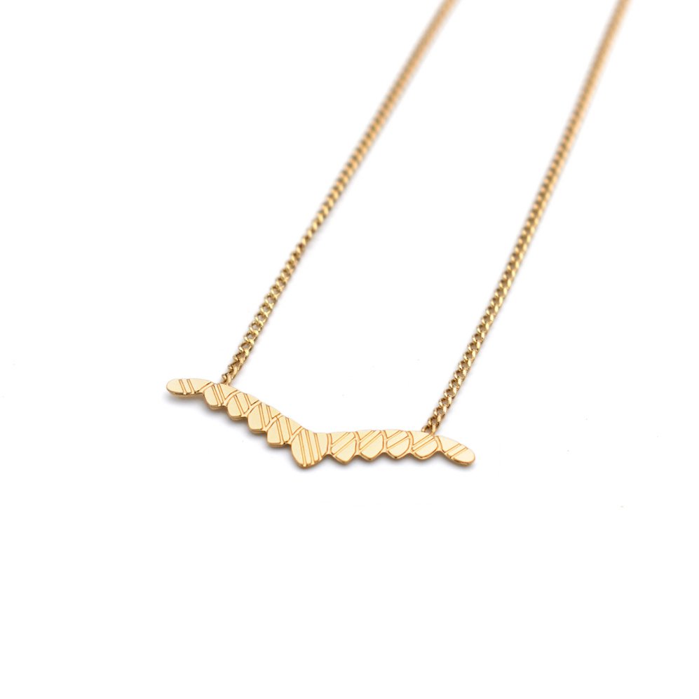 kleinegegraveerdeketting.jpg
