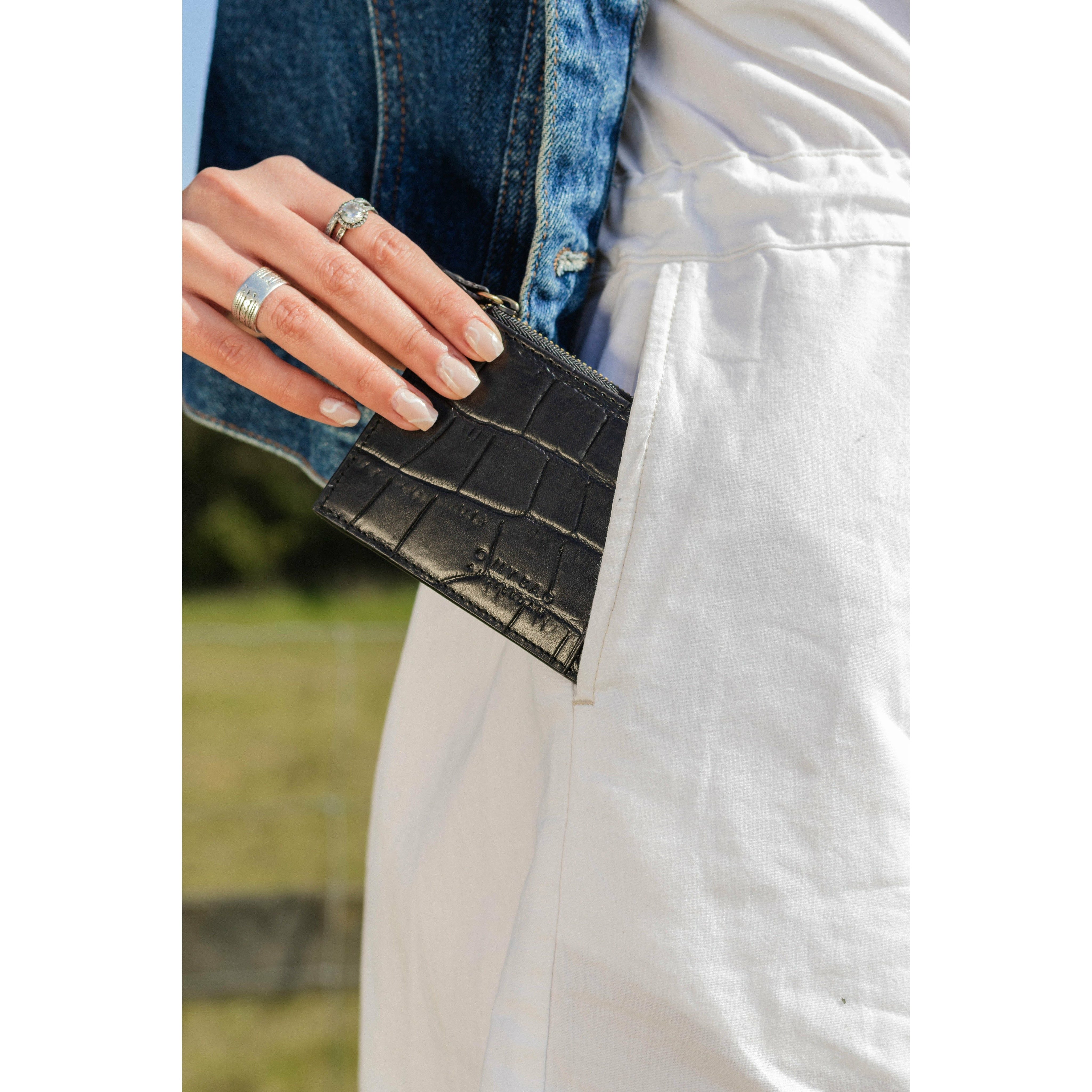 Lola coin purse - black croco