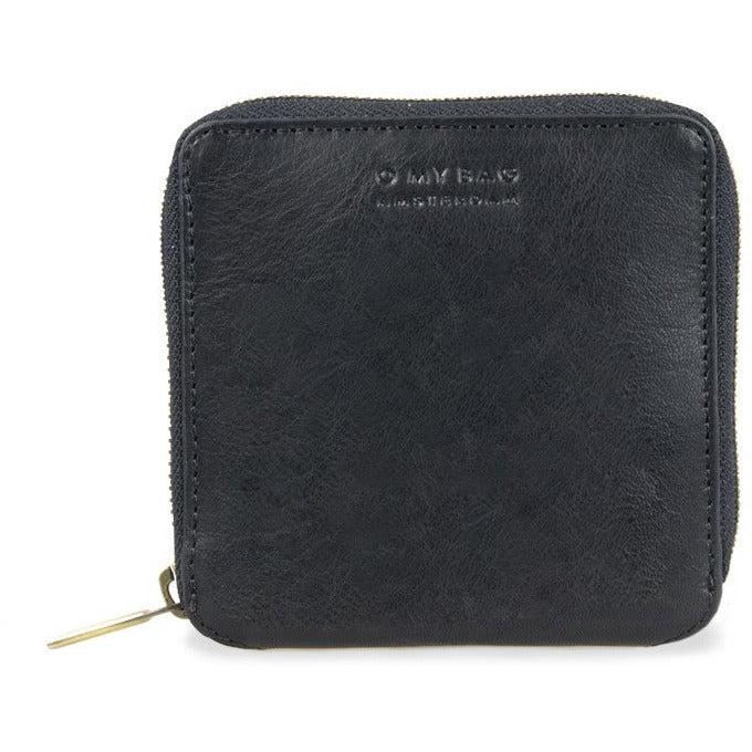sonny-square-black-stromboli-leather-front-WEB.jpg