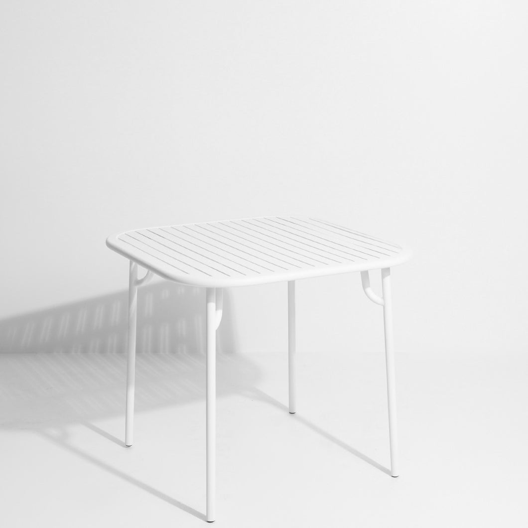 Week-end square table